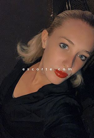 escorte girl orléans|Escort Orléans, annonces & annuaire des escort girls a Orléans